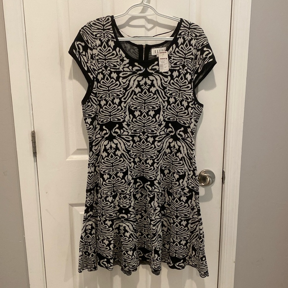 Elle dress size XL